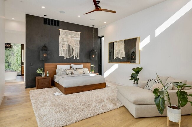 Building Photo - Private Foothills Sanctuary Minutes from Downtown | 5BD/4.5BA | Unlimited Views