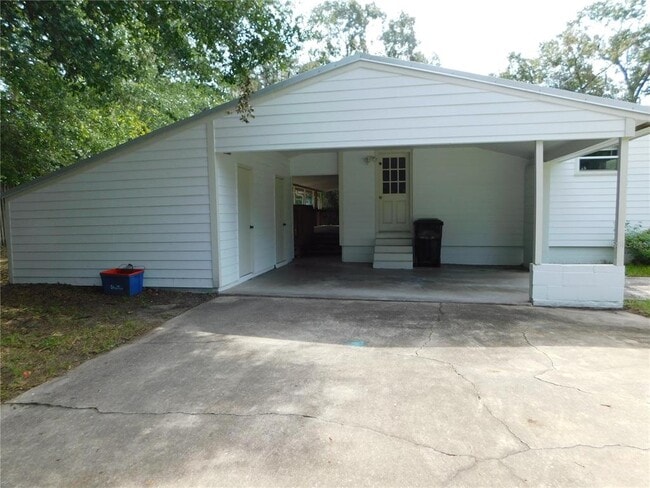 Building Photo - 507 NW 34th Ter
