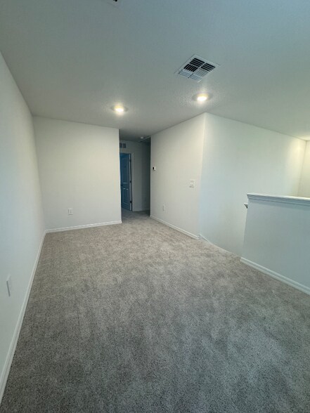 Building Photo - 13147 Empress Jewel Trl