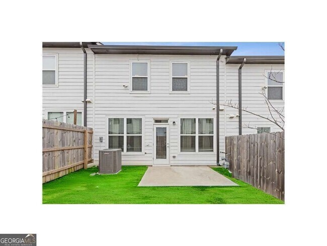 Building Photo - 94 Garrison Dr