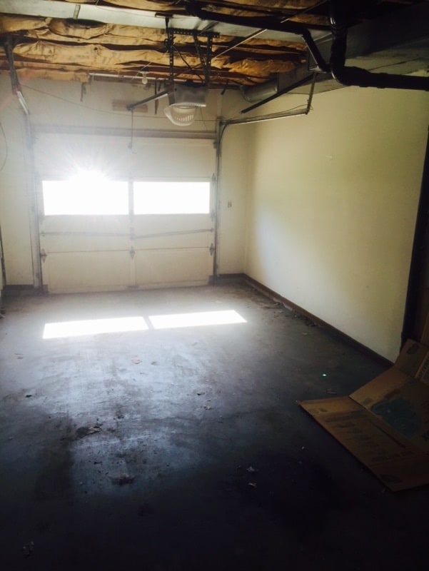 GARAGE - 704 S 40th St