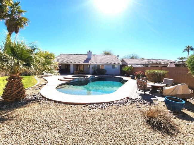 Building Photo - Amazing Fully Furnished Rental with Pool & Spa