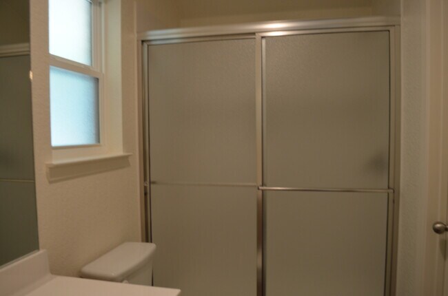 Building Photo - 308 Elbert Ln
