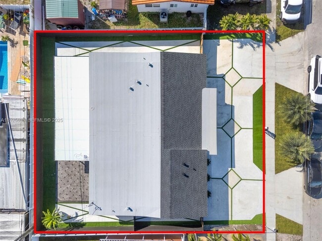 Building Photo - 864 W 69th Pl