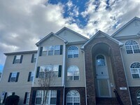 Building Photo - 1034 Ivy Glen Dr