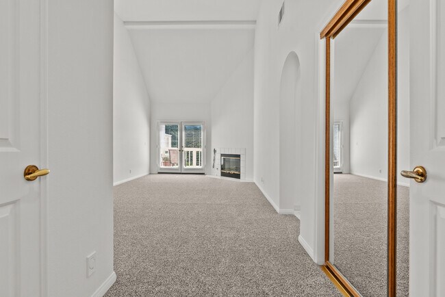 Building Photo - 32126 Canyon Ridge Dr