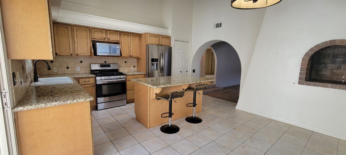 Building Photo - 5325 Surfrider Way