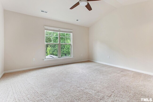 Building Photo - 224 Lynchwick Ln