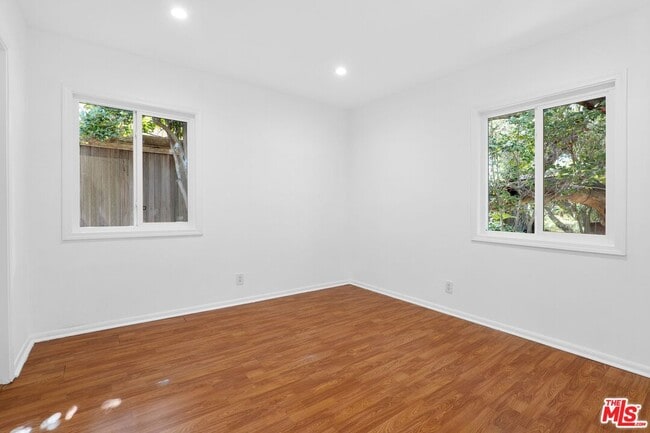 Building Photo - 15543 Del Gado Dr