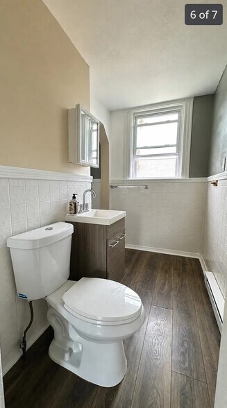 Unit 3 - Bathroom - 19 Maple Tree Ln
