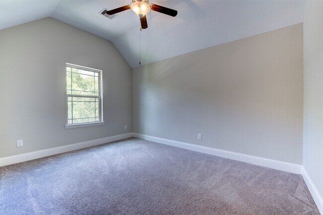 Building Photo - 19403 Trinity River Dr