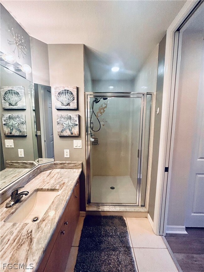 Building Photo - 1137 Van Loon Commons Cir