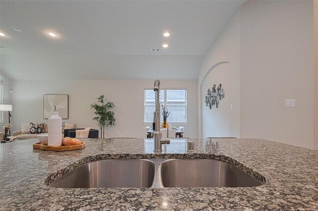 Building Photo - 4778 Misty Ranch Dr