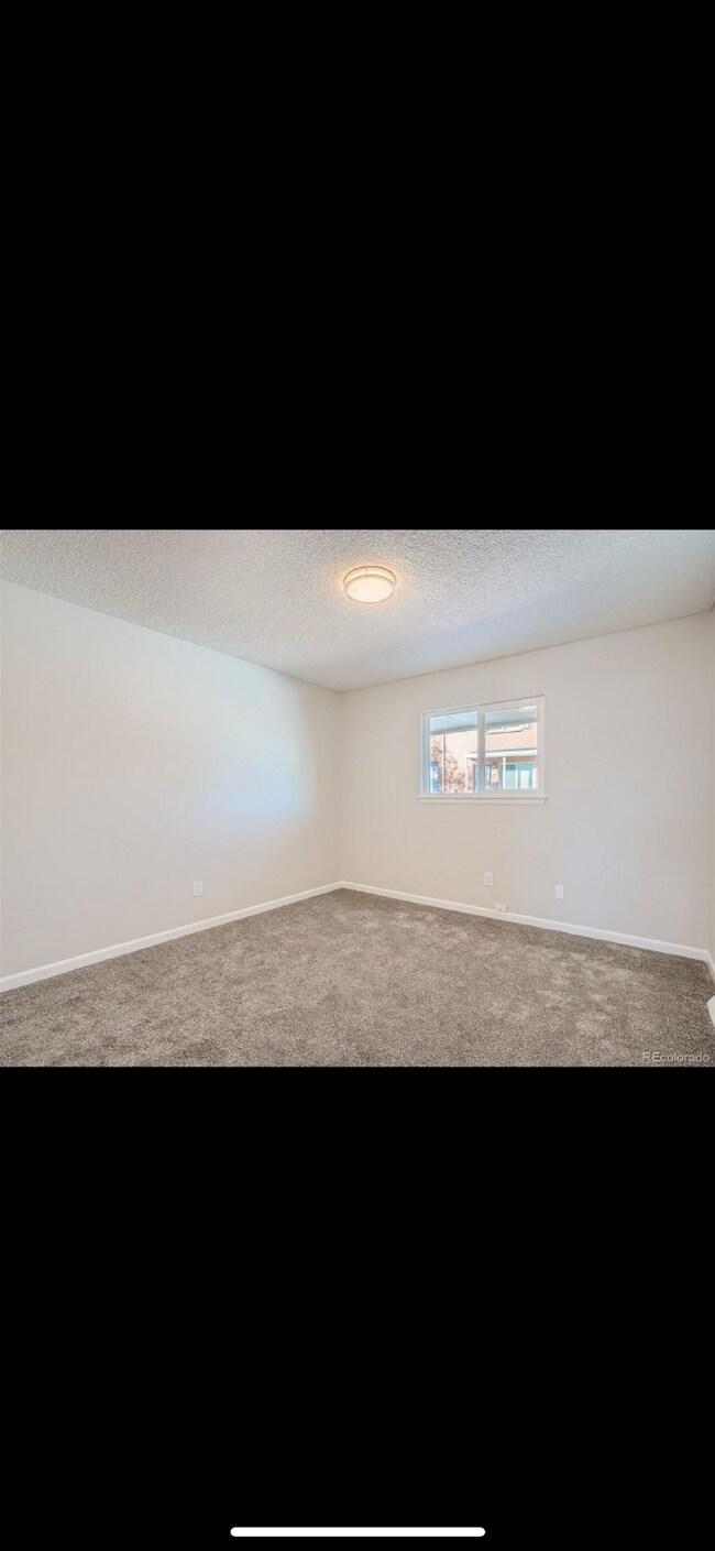 Building Photo - 1046 W 88th Ave