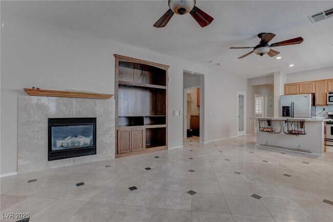 Building Photo - 5993 Attavilla Dr