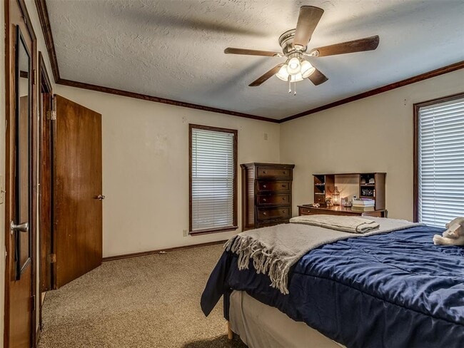 Building Photo - 813 Lapwing Rd