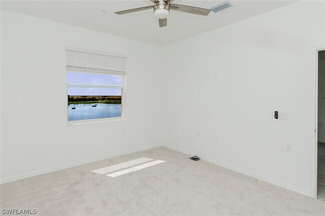 Building Photo - 5583 Double Eagle Cir