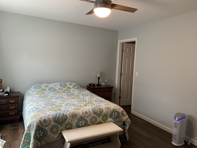 Building Photo - 50 Brookside Dr