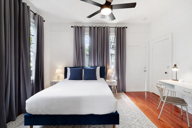 Building Photo - 4327 Canal St