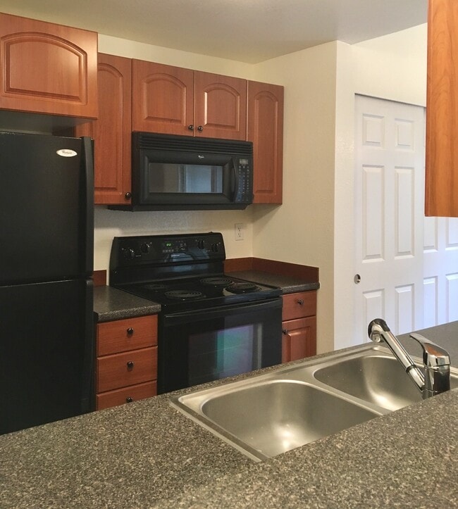 Building Photo - Mill Creek One Bedroom in Mill Creek Count...