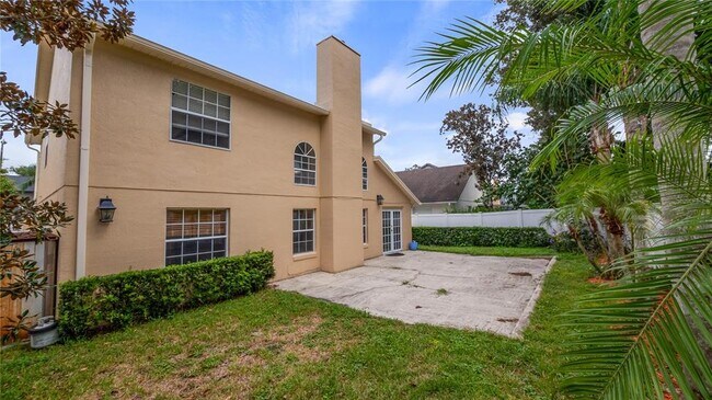 Building Photo - 468 Queensbridge Dr