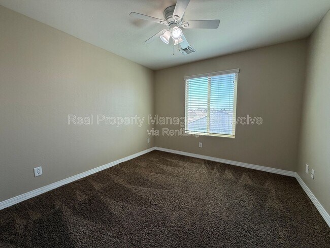 Building Photo - 9020 W Nicolet Ave
