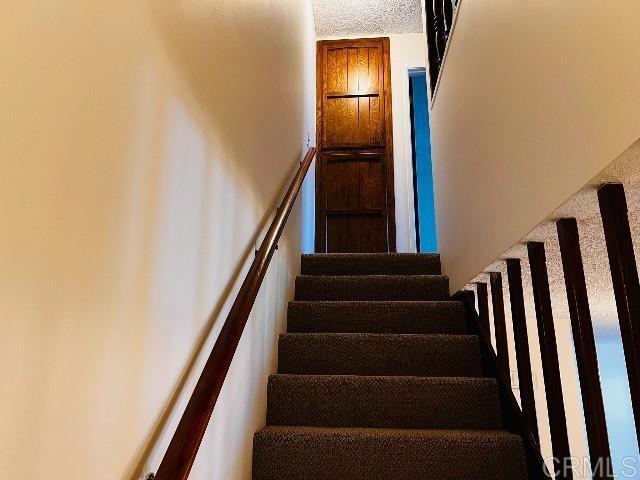 Building Photo - 159 Redwood Ave