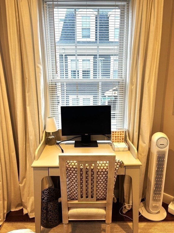 Building Photo - 177 E St