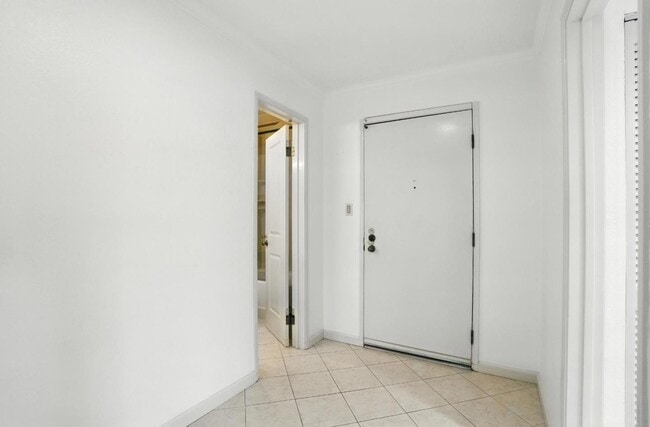 Building Photo - 1171 Compass Ln