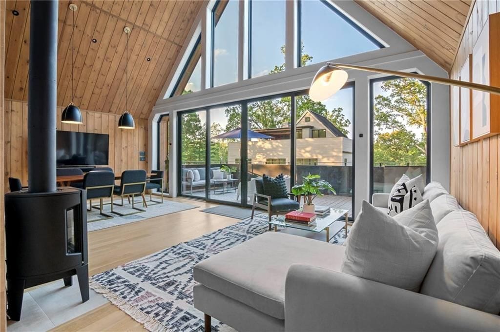 Building Photo - 1033 Reeder Cir NE