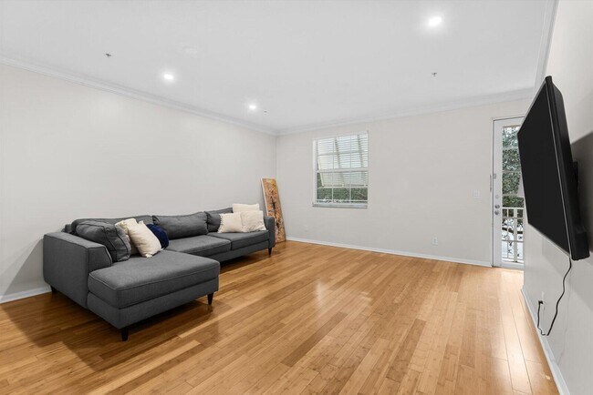 Building Photo - 1460 Corbison Point Pl