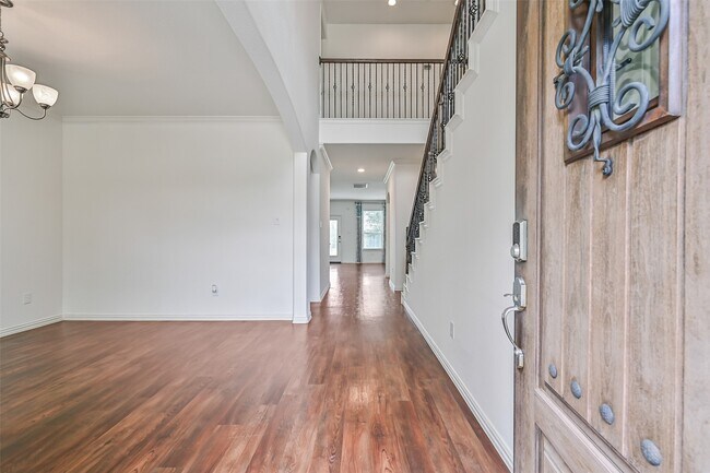 Building Photo - 4511 Apple Point Ln
