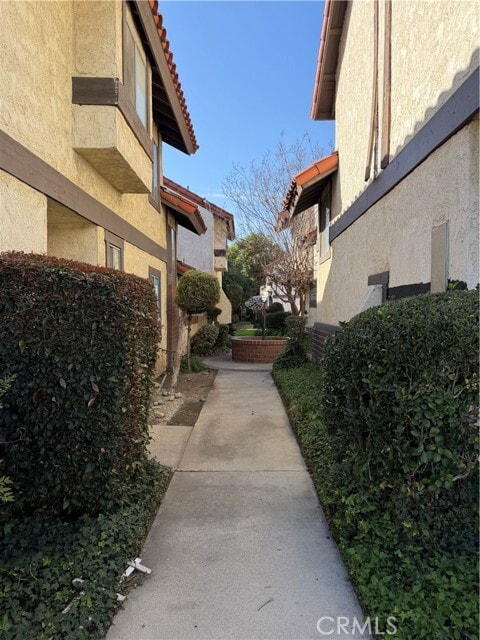 Building Photo - 15266 Ramona Blvd