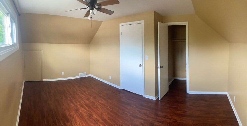 Building Photo - 592 Dorrance Ave