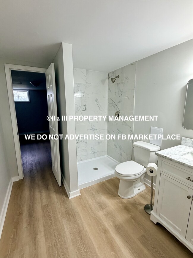 Building Photo - 11800 E 74th Terrace