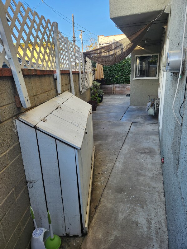 Building Photo - 1521 Marine Ave