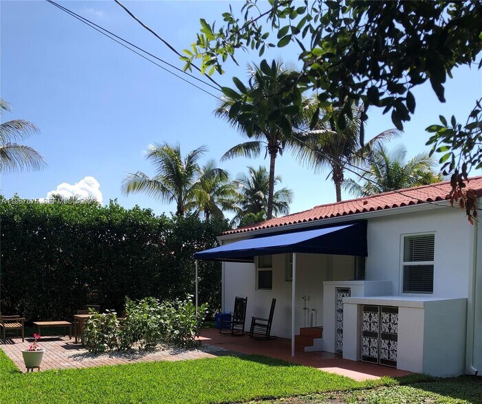 Building Photo - 51 Montilla Ave