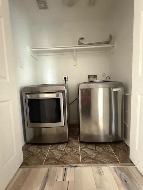 Building Photo - 2430 Glenholly Park Dr