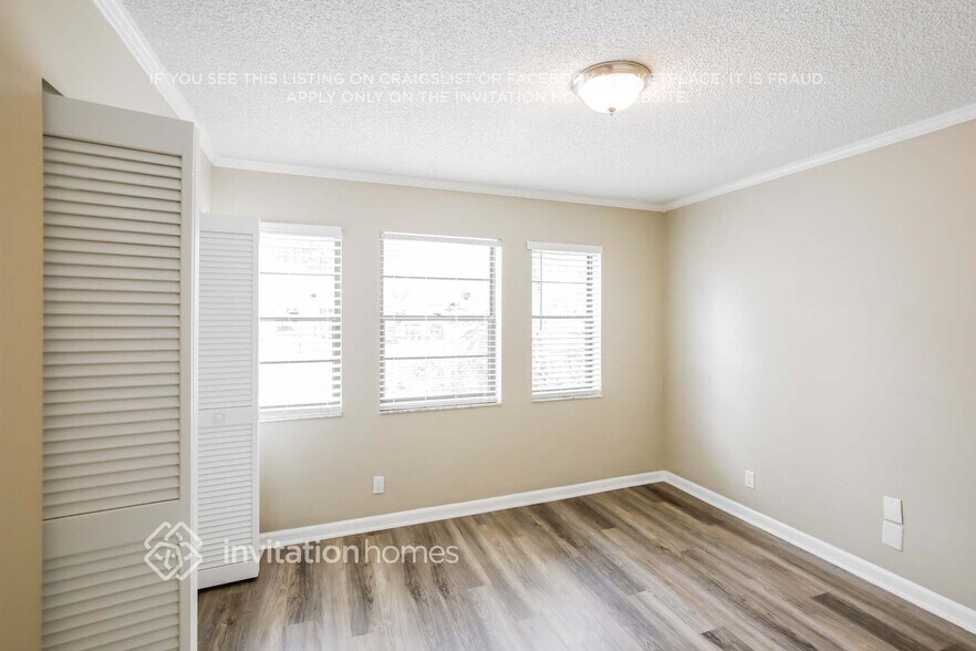 Building Photo - 8548 Eagle Run Dr