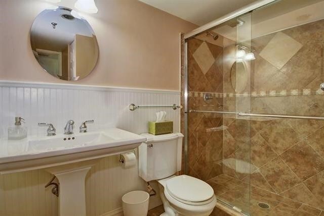 Building Photo - 551 Observer Hwy