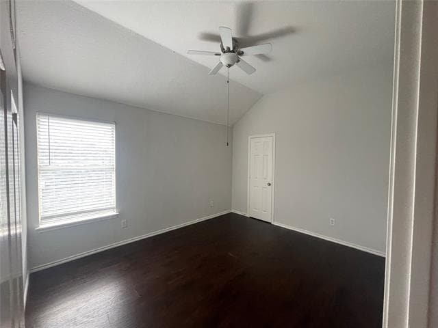 Building Photo - 9212 Regal Oaks Dr