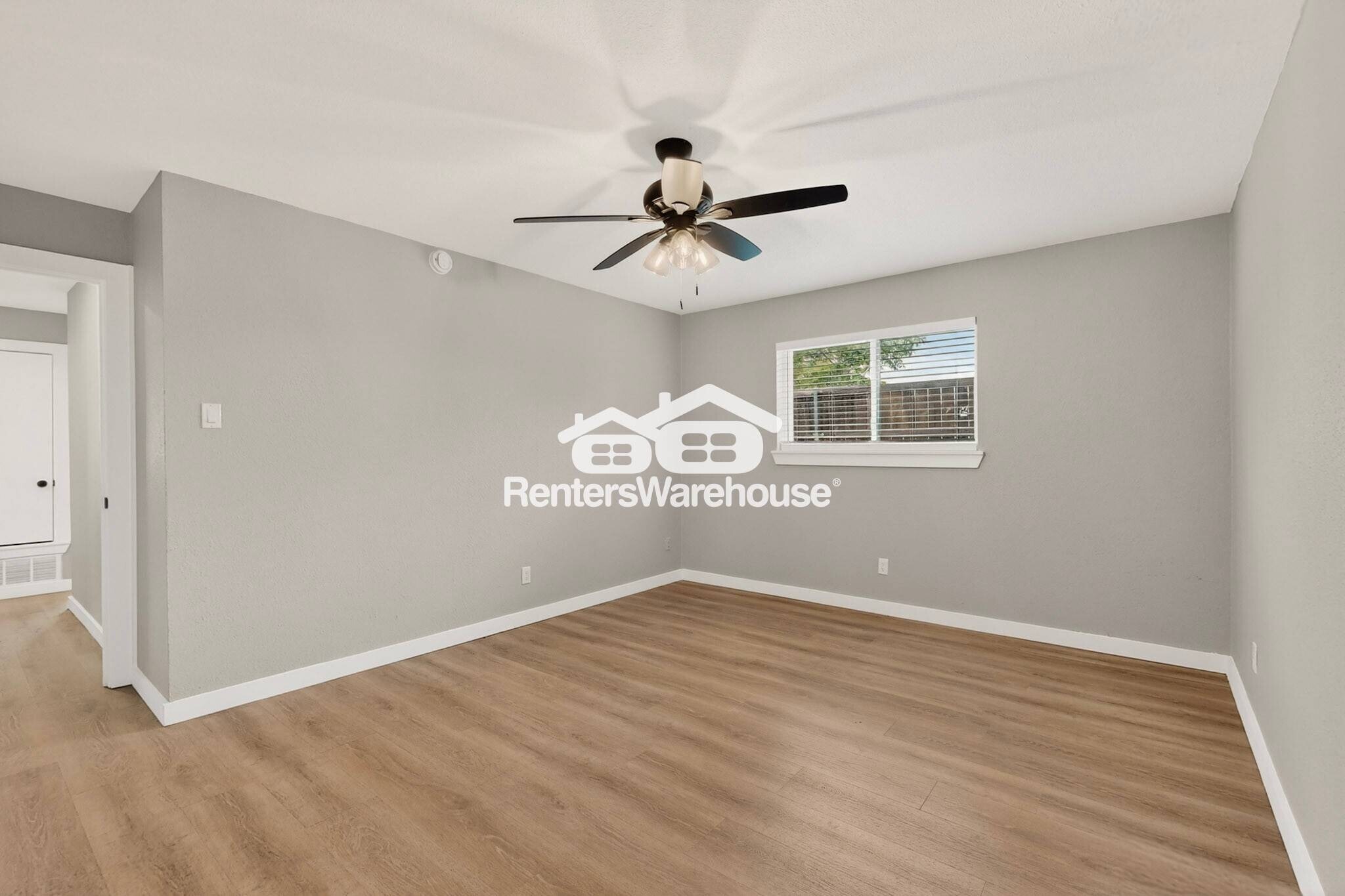 Building Photo - 507 S Spring Creek Dr