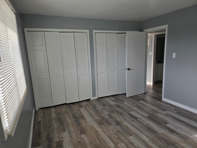 Building Photo - 17701 Park Blvd