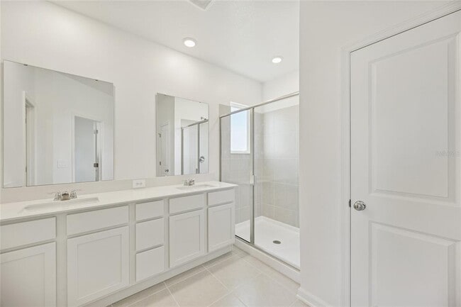 Building Photo - 2685 Bevel Ln