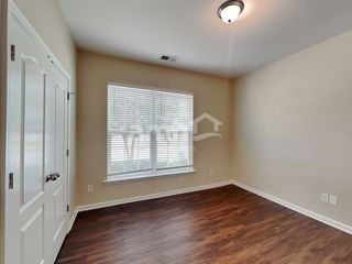 Building Photo - 1614 Deer Meadows Dr