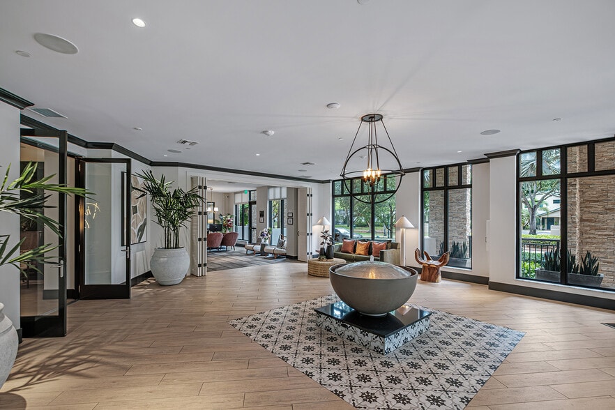 Building Photo - The Remy Apartments