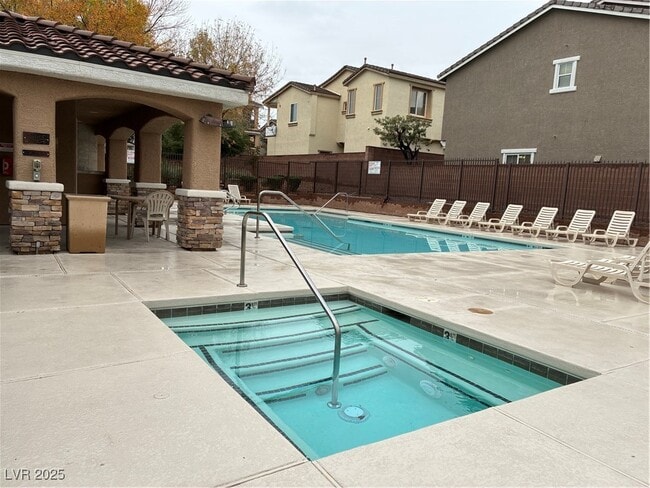 Building Photo - 9869 Iris Valley St