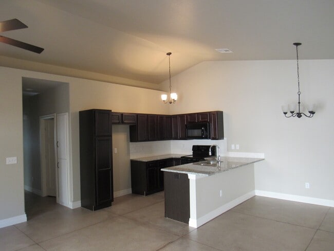 Building Photo - 13602 W Hunters View Ct