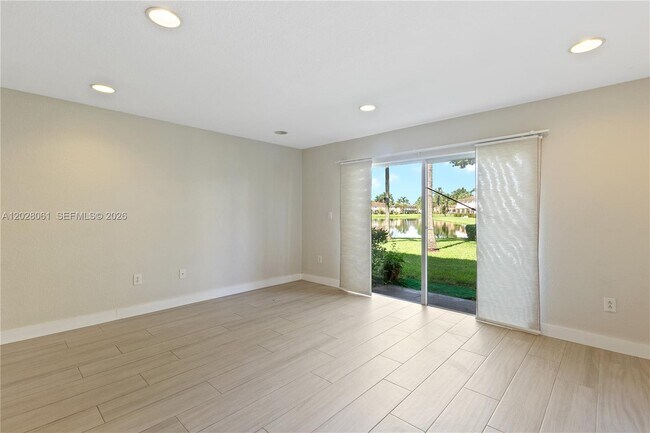 Building Photo - 3126 SW 128th Ave