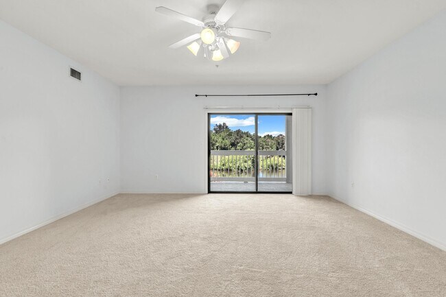 Building Photo - 407 Westlake Ct